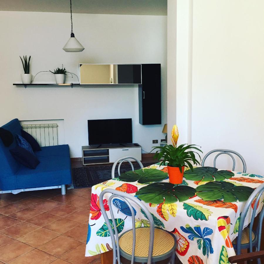 Apartment In The Center Terrasini Extérieur photo